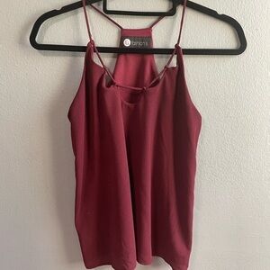 lu.fashion’s cut out neckline burgundy tank top. Size Small.